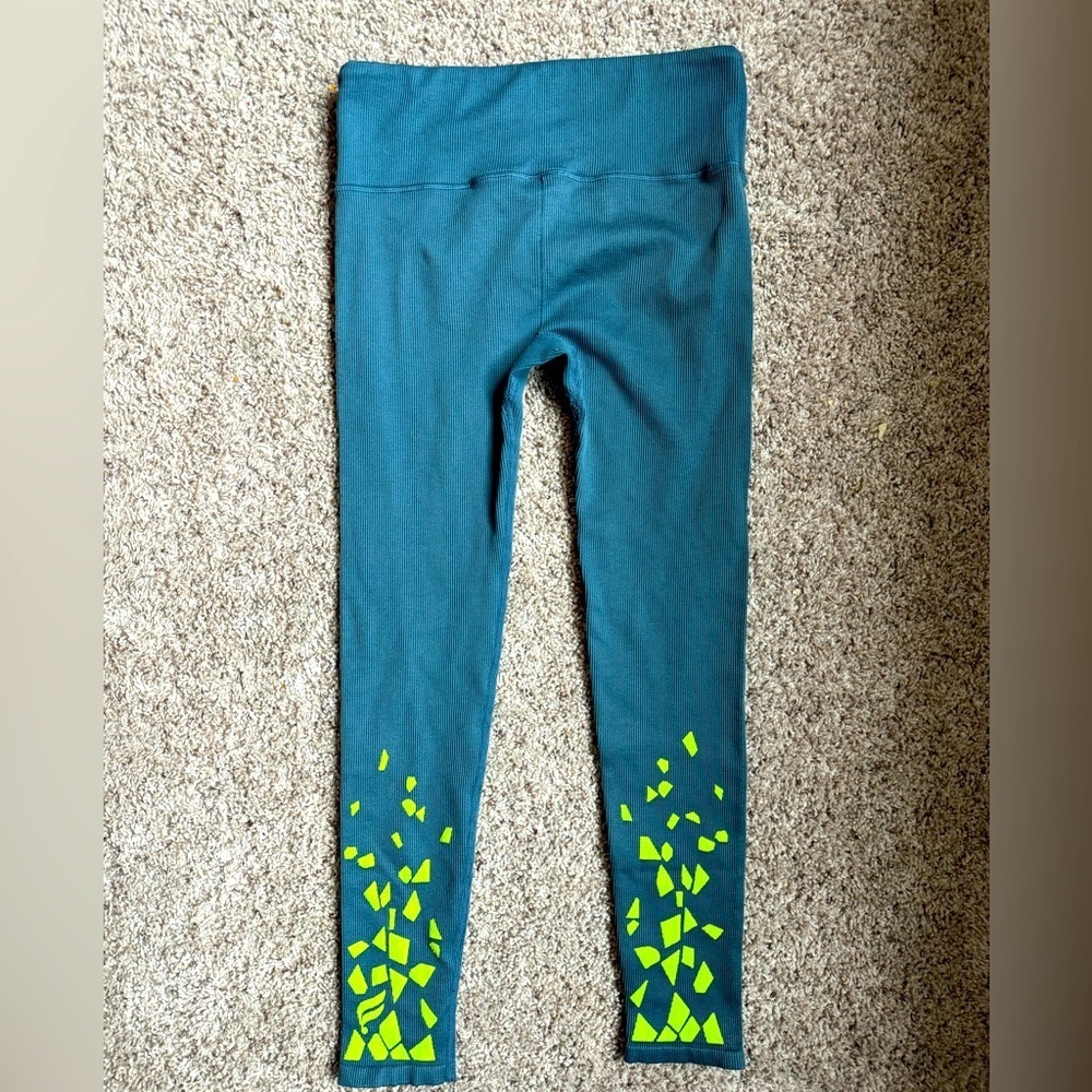 Fabletics leggings - high waisted - size medium